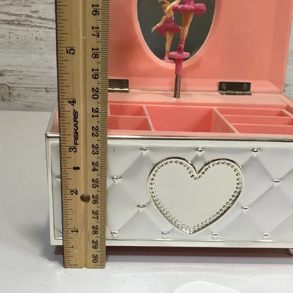 Lenox White and Silver Quilted Heart Jewelry Chest